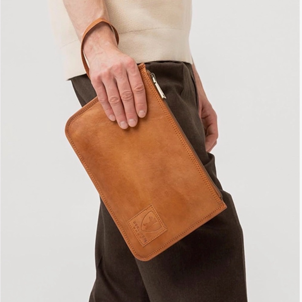 Berliner Bags Theo XL Unisex Vintage Leather Clutch Passport Holdet